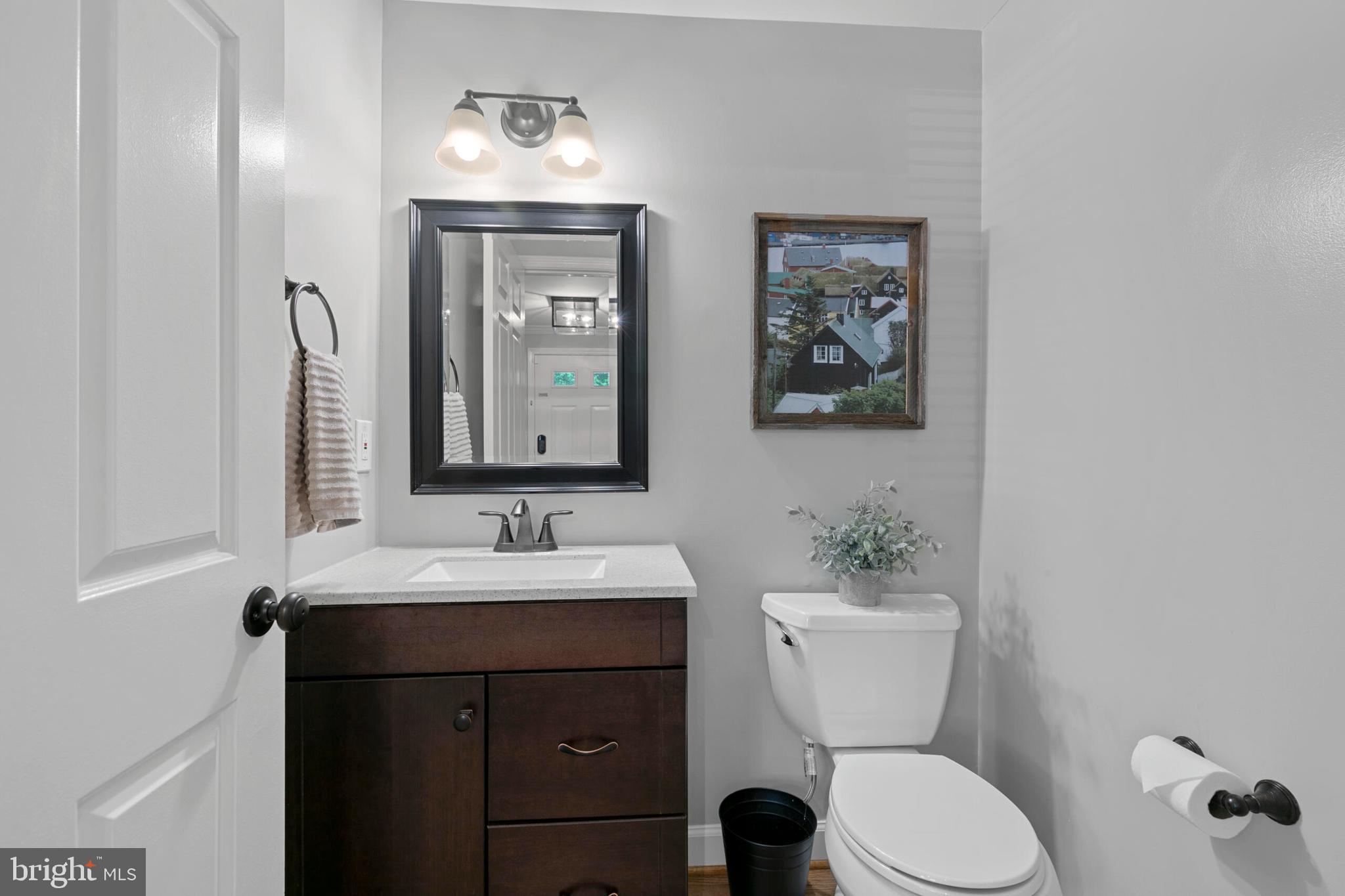 10945 Harpers Square Ct