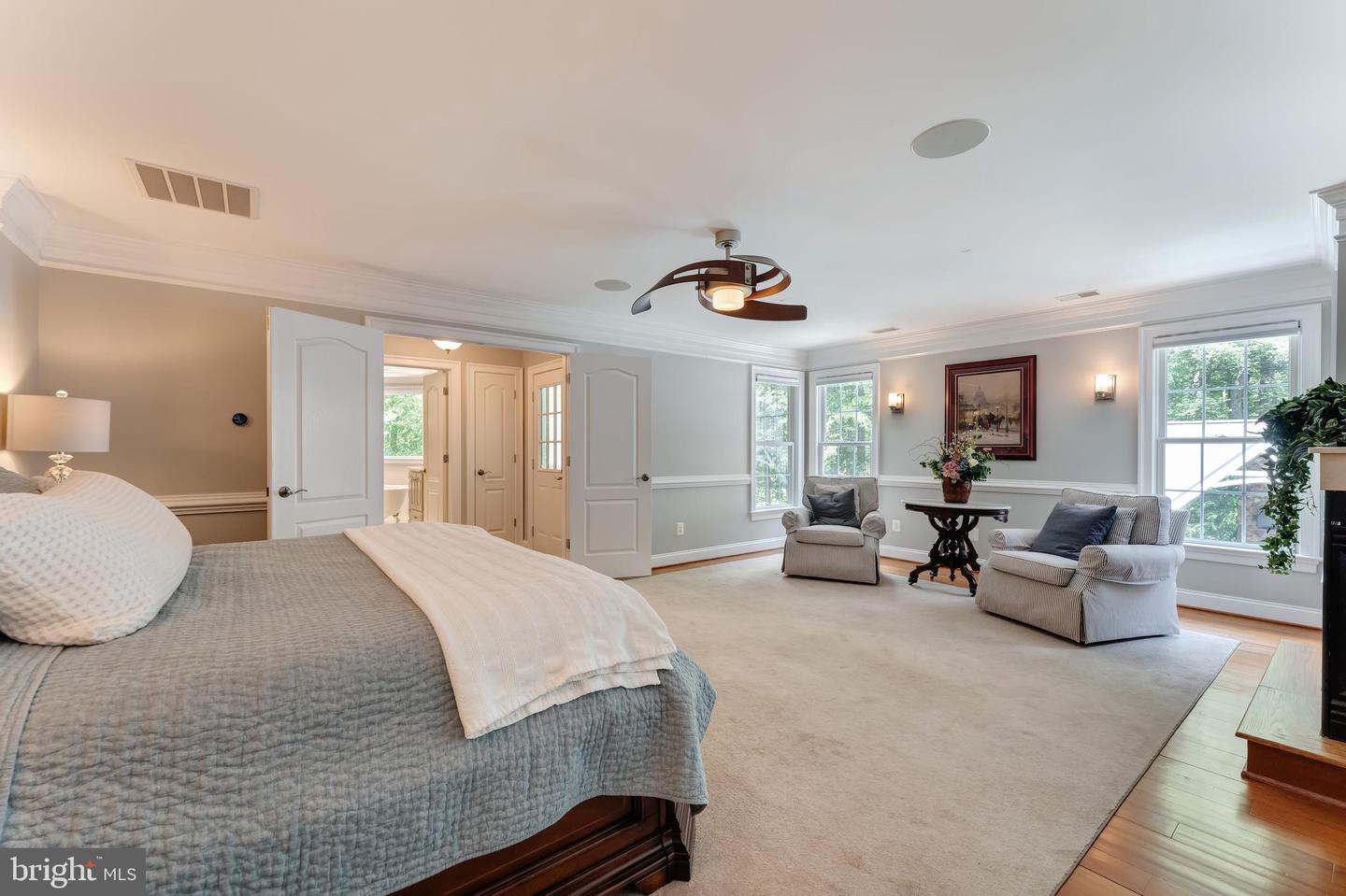 5026 Huntwood Manor Dr
