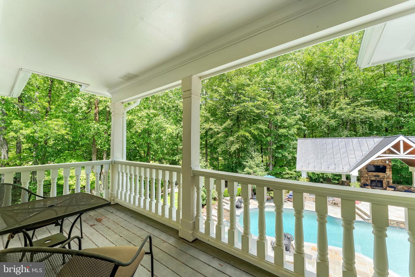 5026 Huntwood Manor Dr