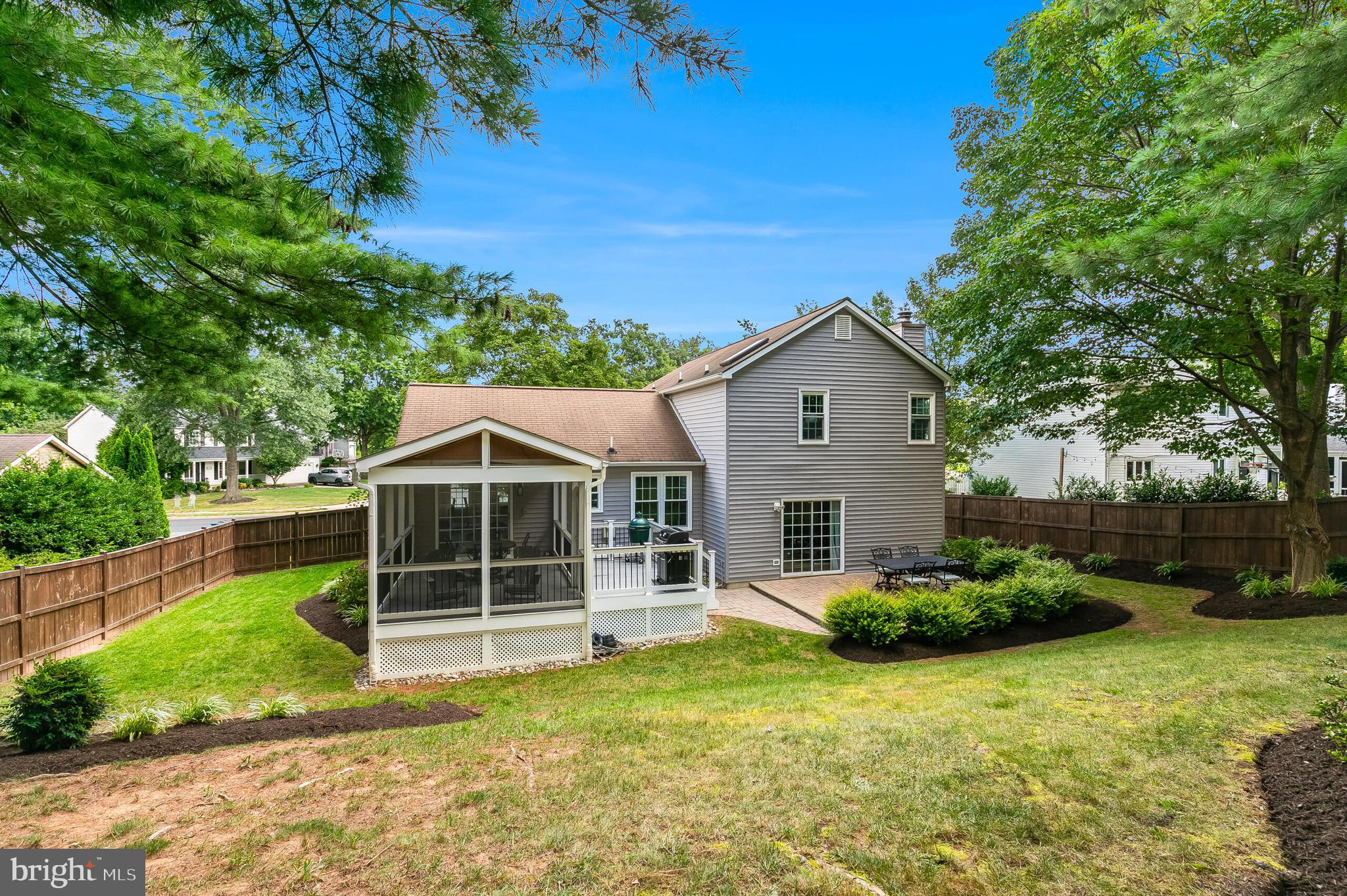 2619 JOHN MILTON DRIVE