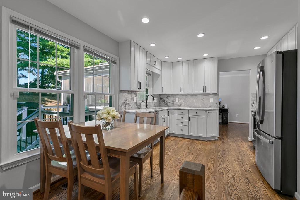 2619 JOHN MILTON DRIVE