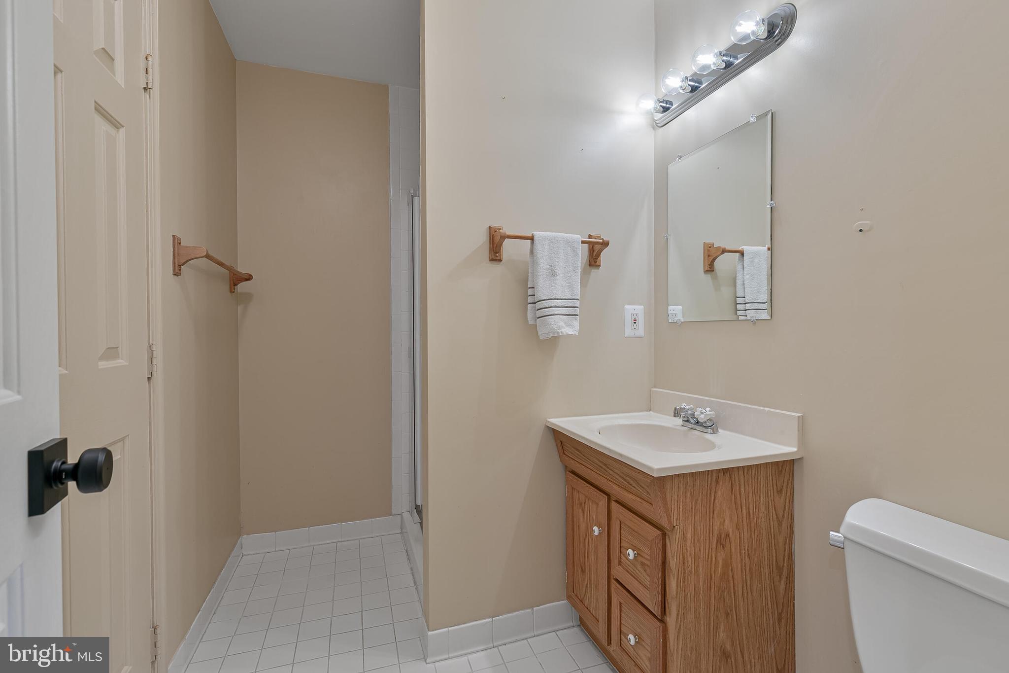 2619 JOHN MILTON DRIVE