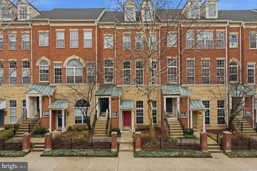 1934 CRESCENT PARK DRIVE 28-A
