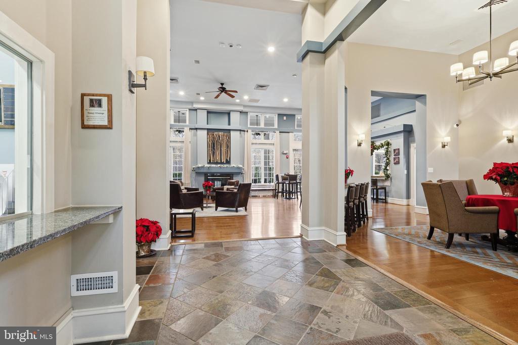 1934 CRESCENT PARK DRIVE 28-A