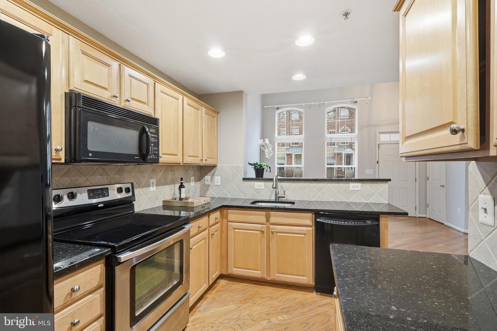 1934 CRESCENT PARK DRIVE 28-A