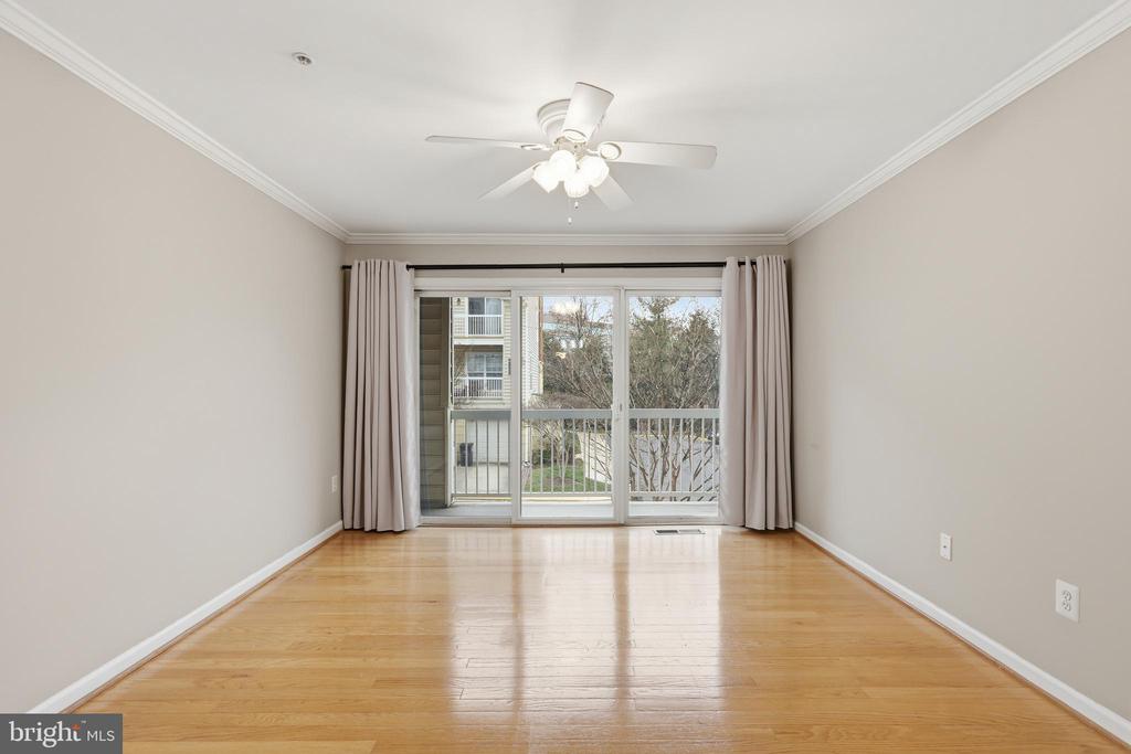 1934 CRESCENT PARK DRIVE 28-A