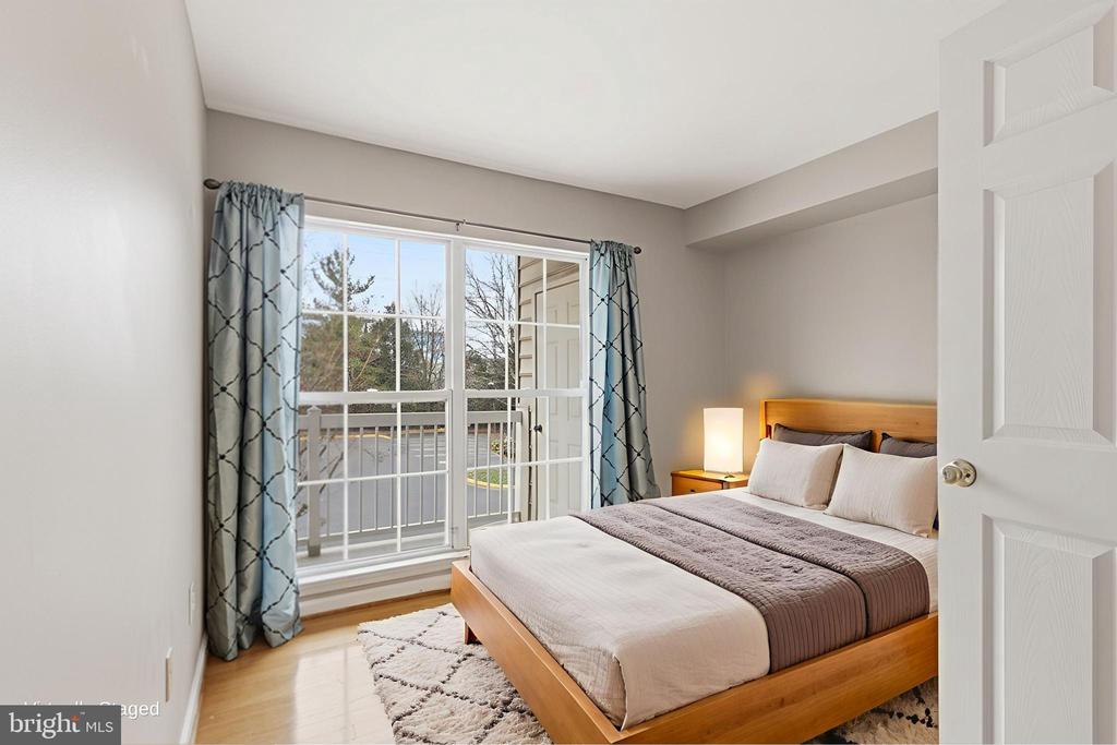 1934 CRESCENT PARK DRIVE 28-A
