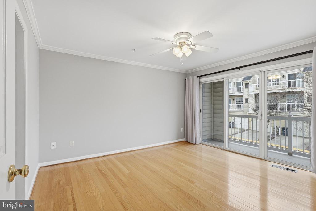 1934 CRESCENT PARK DRIVE 28-A