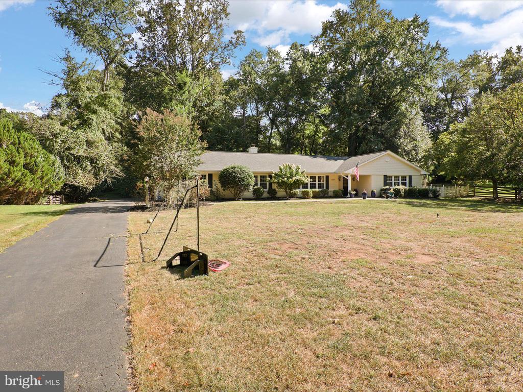 11607 HELMONT DRIVE