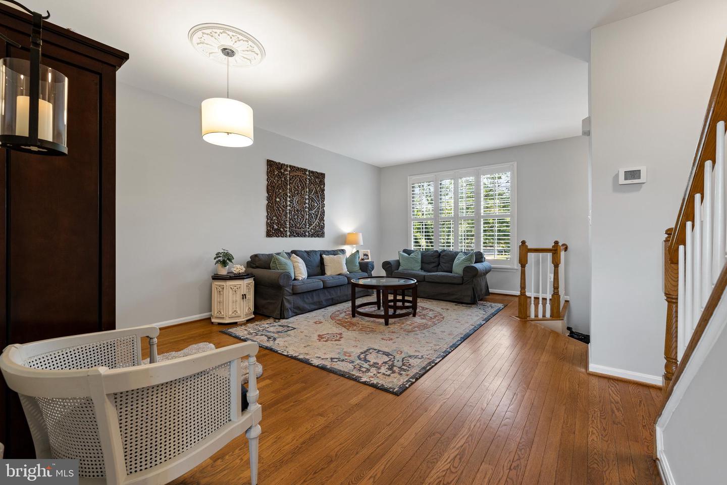 43127 Holtby Sq