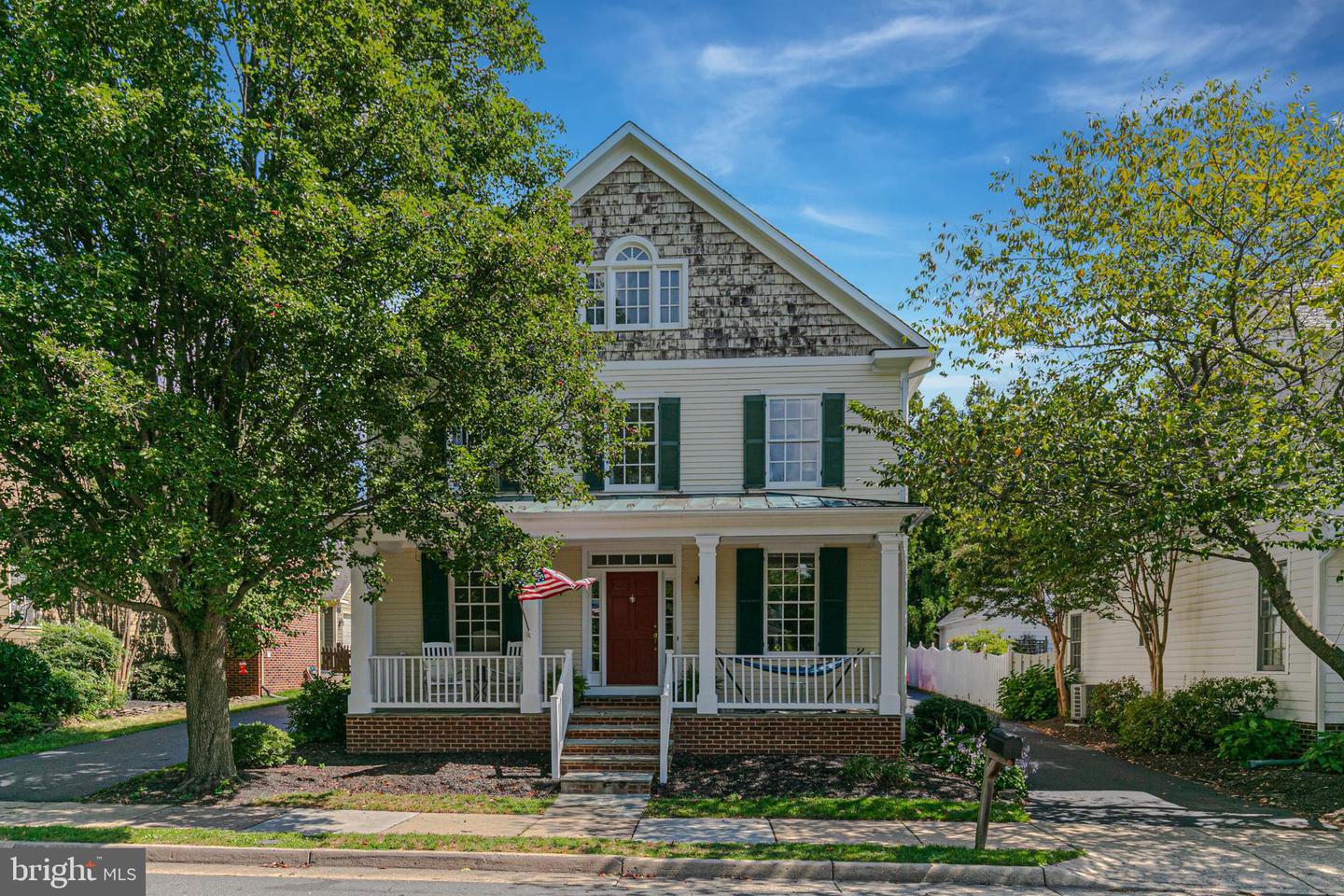 10 Memorial Dr NW