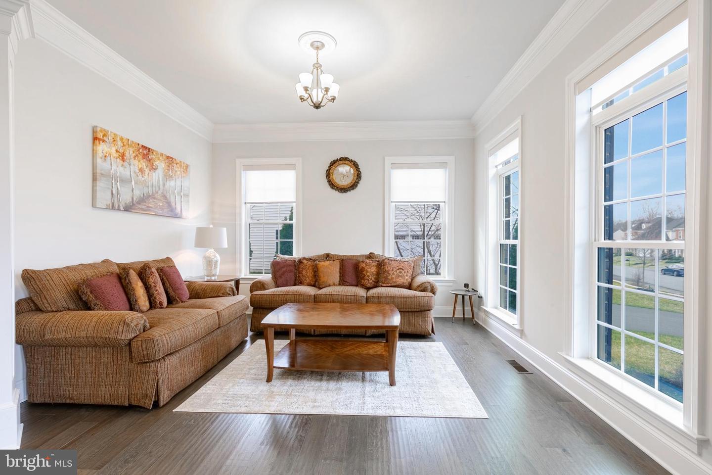 26959 Barnsley Pl