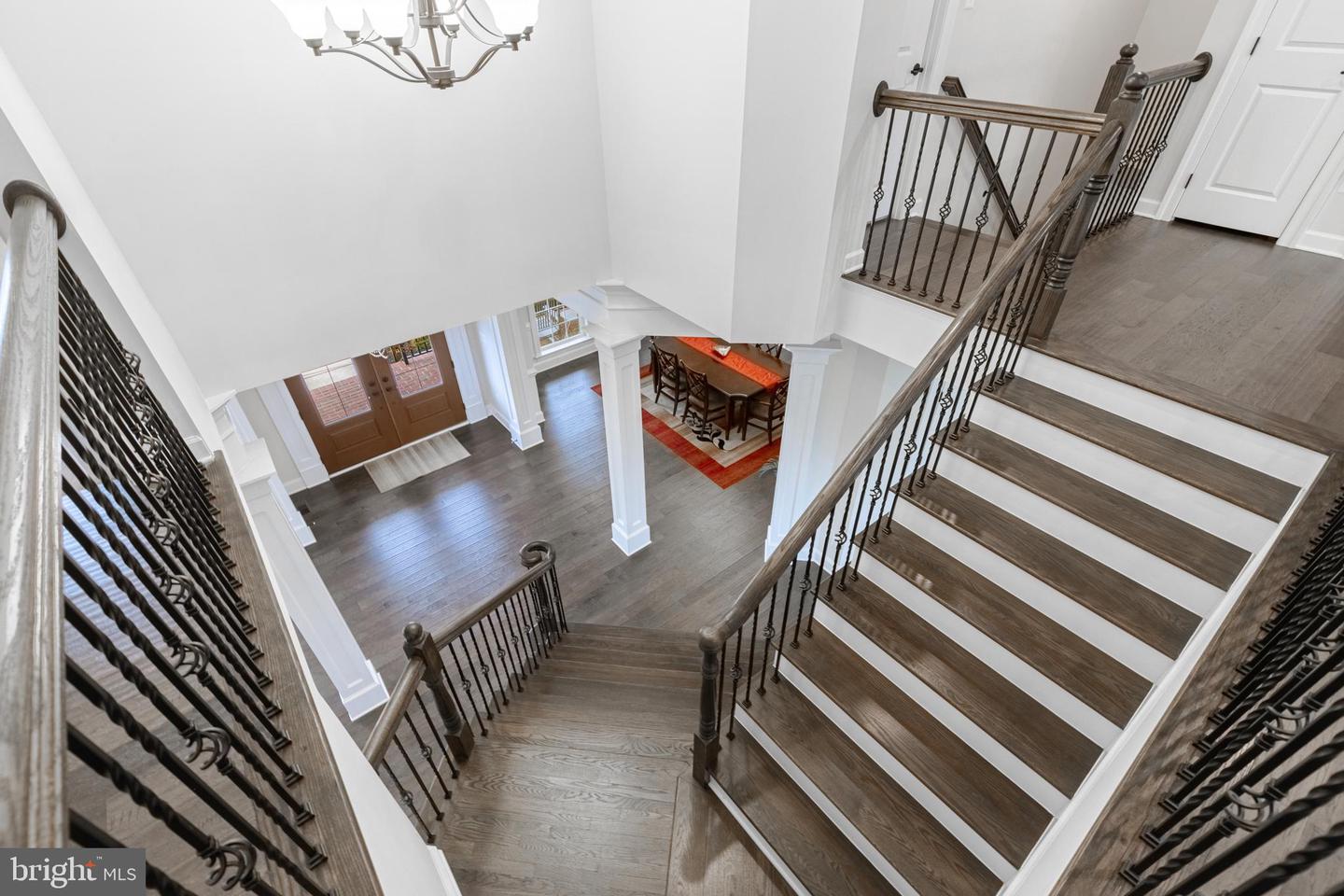 26959 Barnsley Pl
