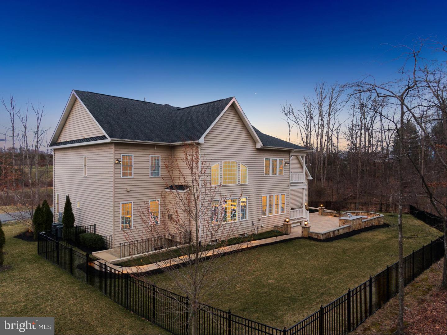 26959 Barnsley Pl
