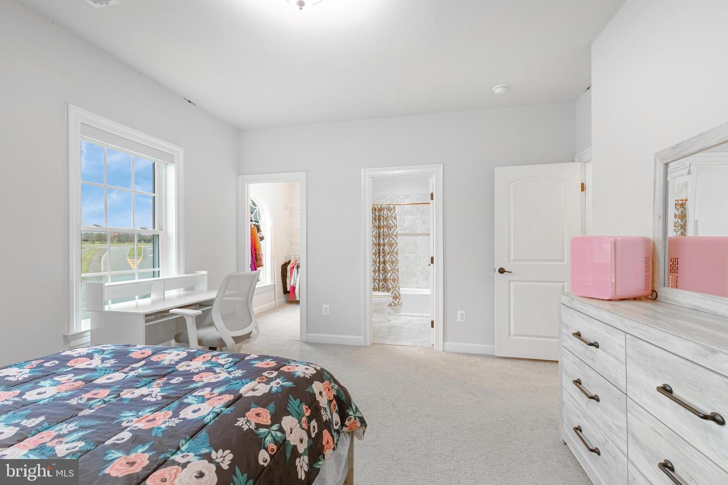26959 Barnsley Pl