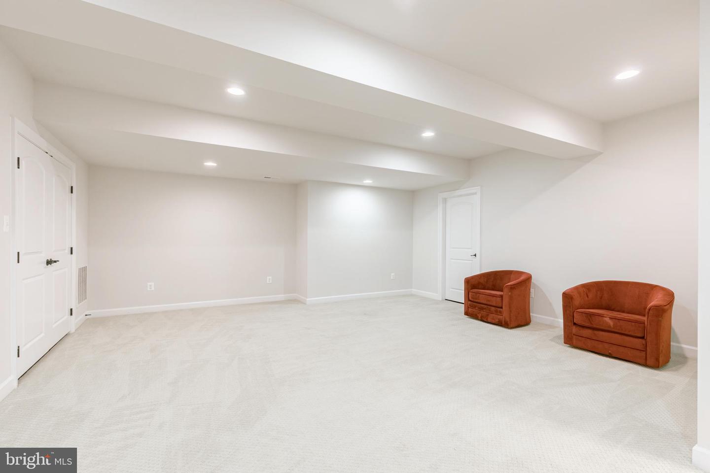 26959 Barnsley Pl