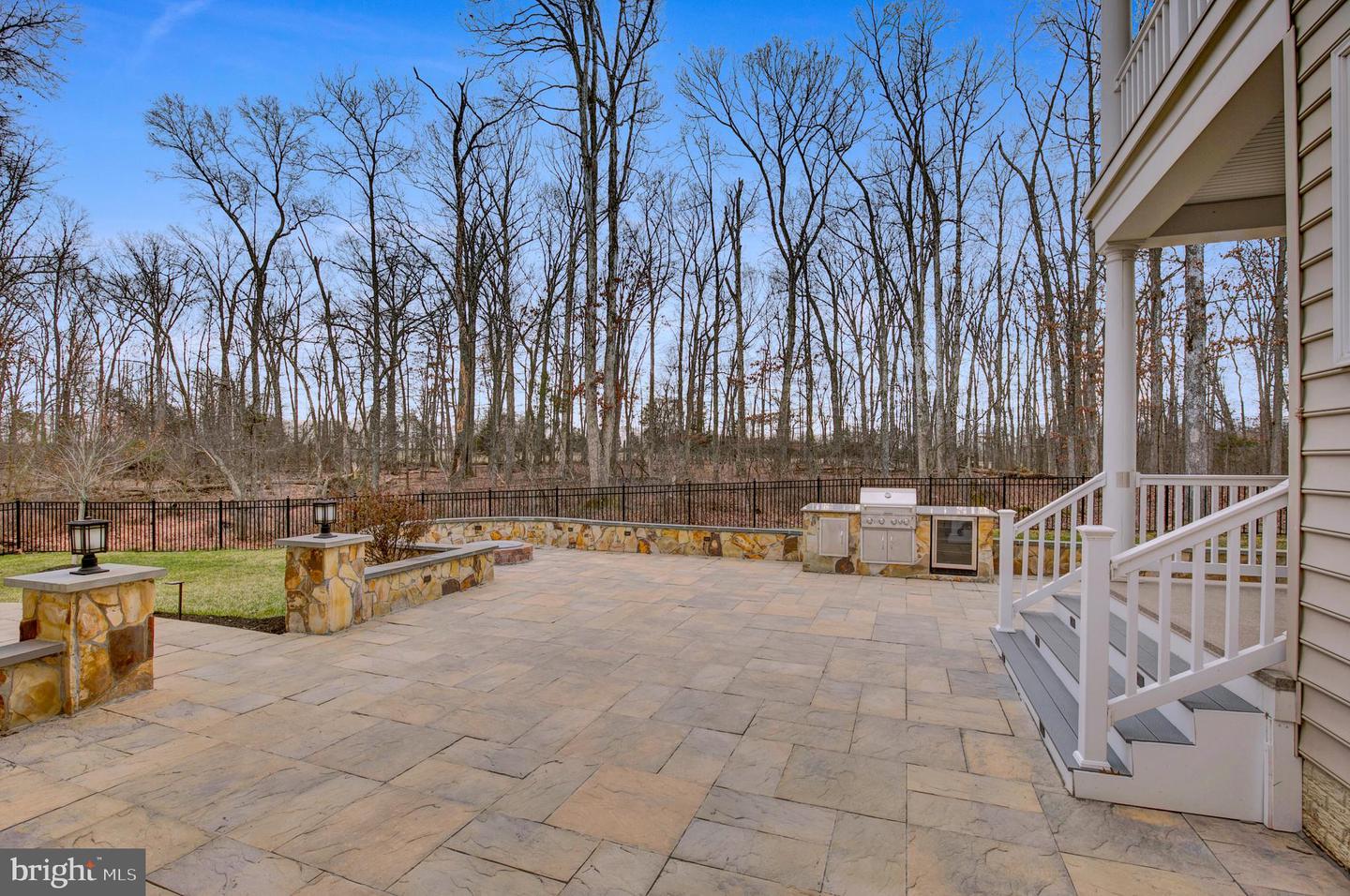 26959 Barnsley Pl