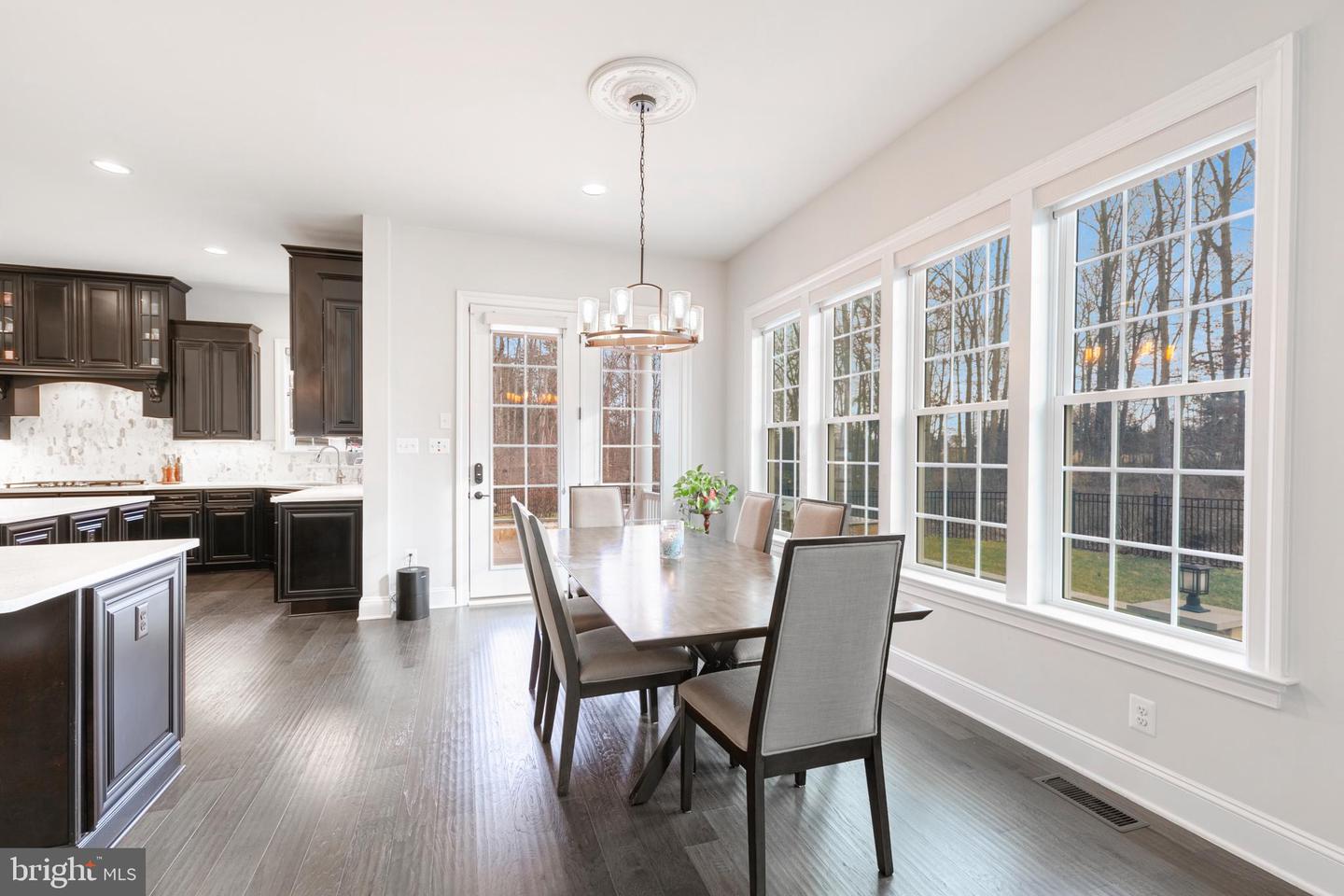 26959 Barnsley Pl