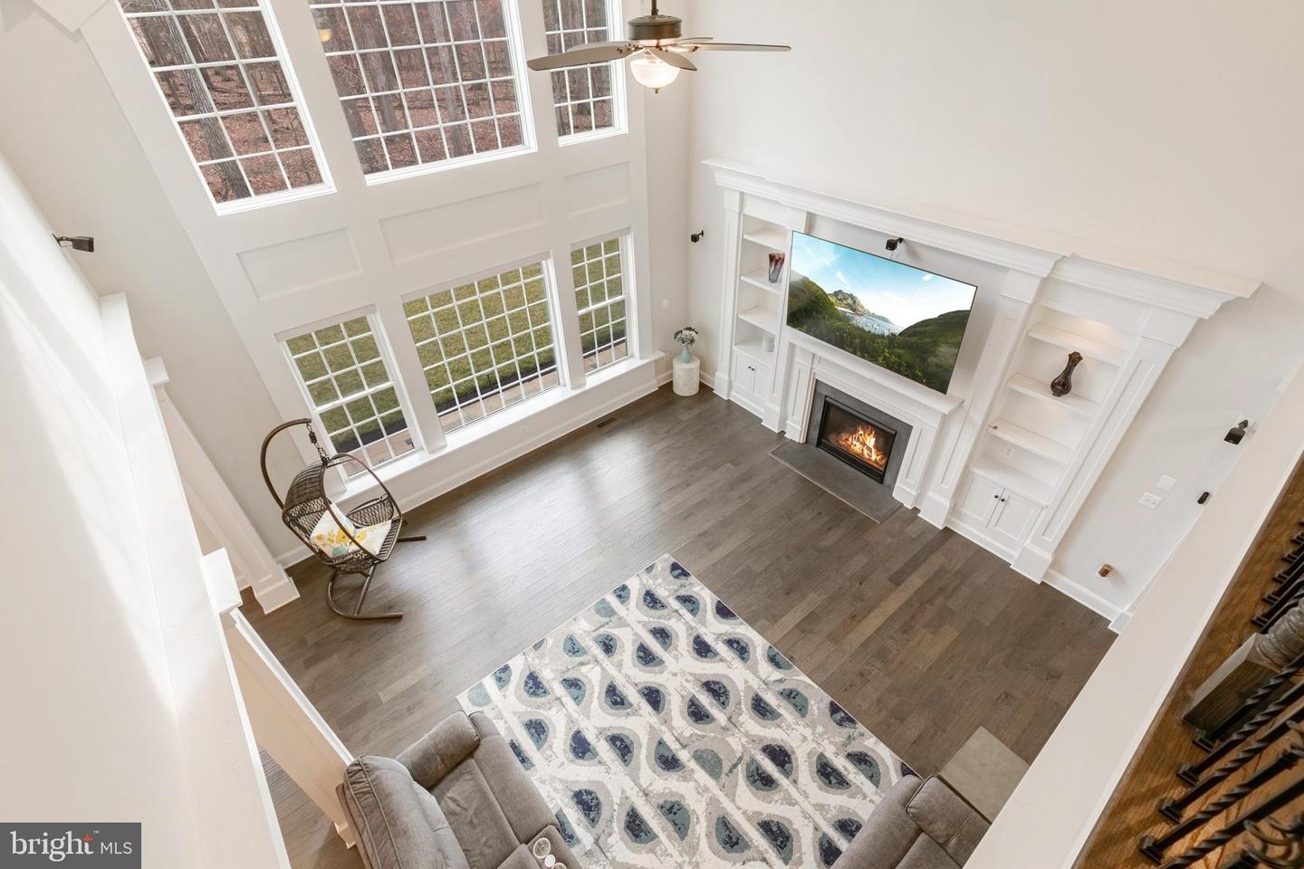 26959 Barnsley Pl