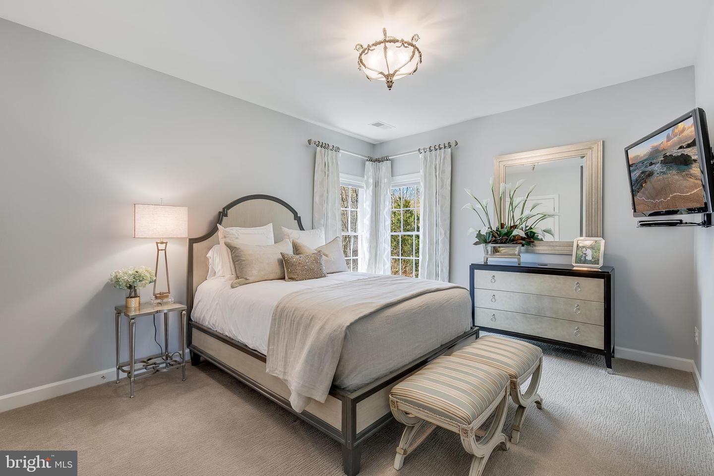 42503 Equine Trail Ct