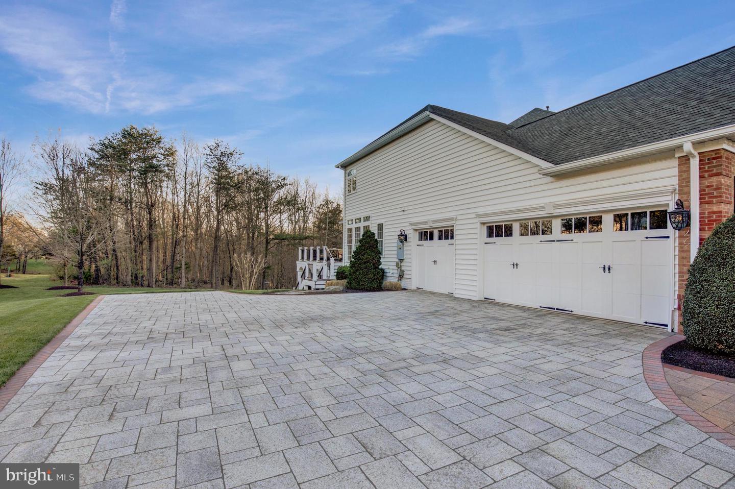 42503 Equine Trail Ct