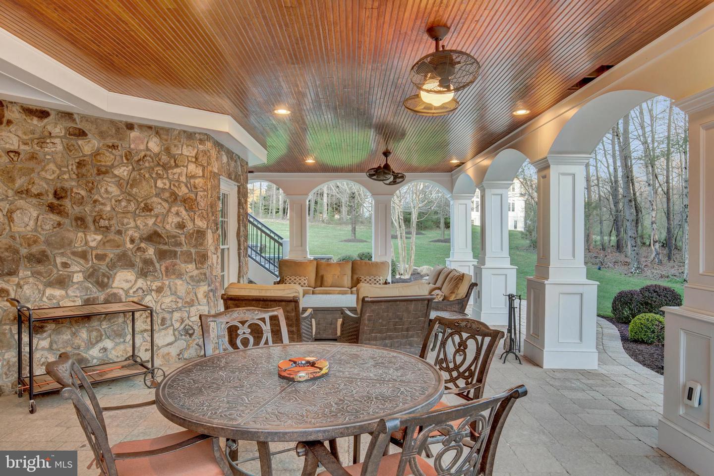 42503 Equine Trail Ct