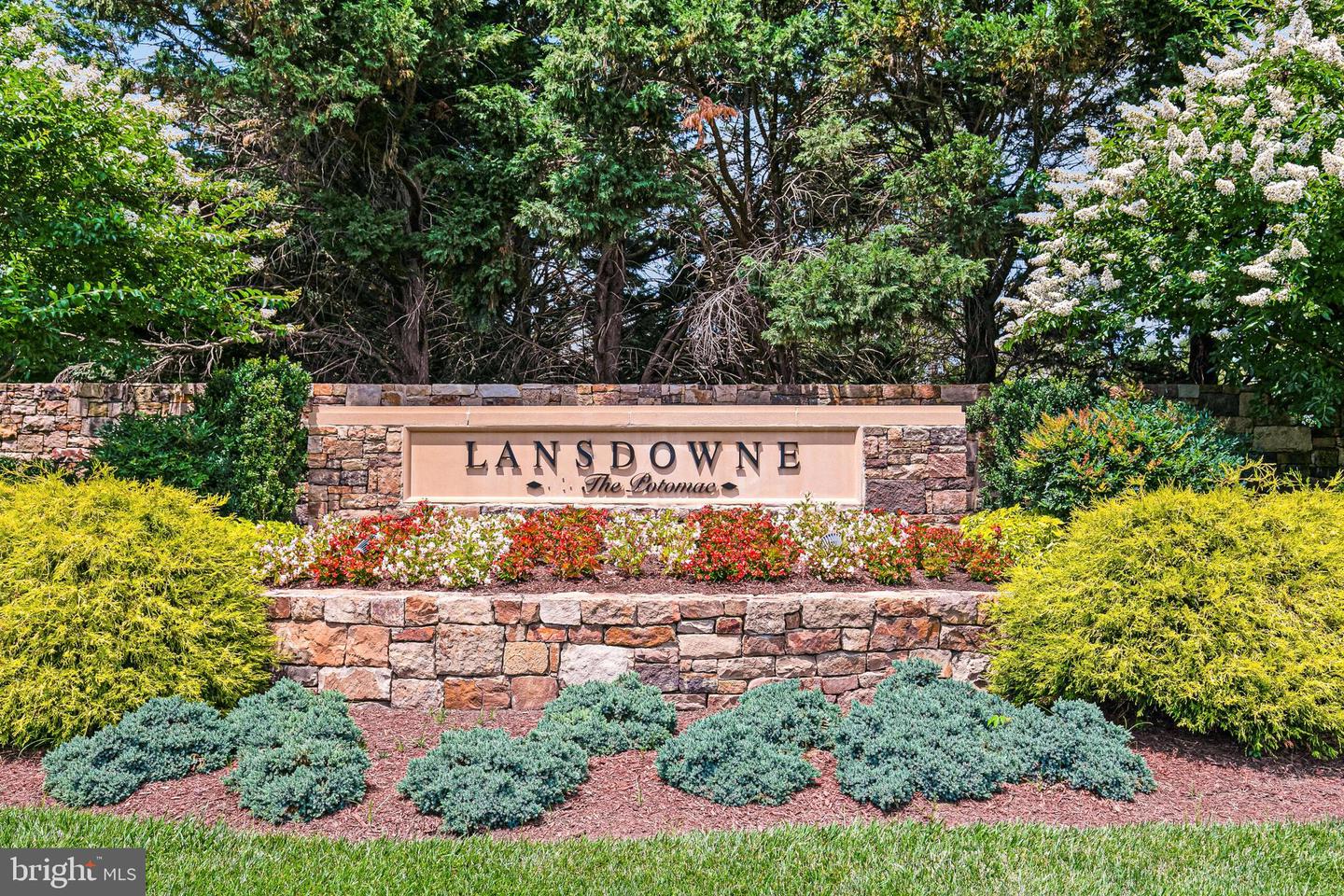43451 Riverpoint Dr