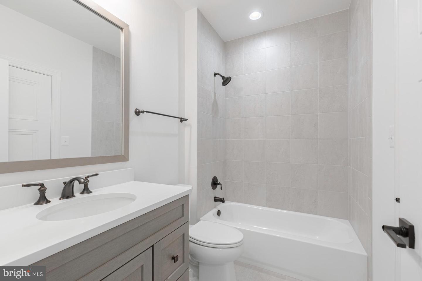37269 Seabiscuit Park Pl