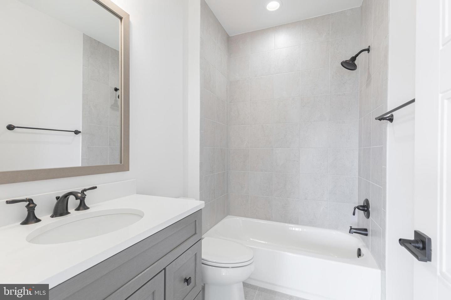 37269 Seabiscuit Park Pl