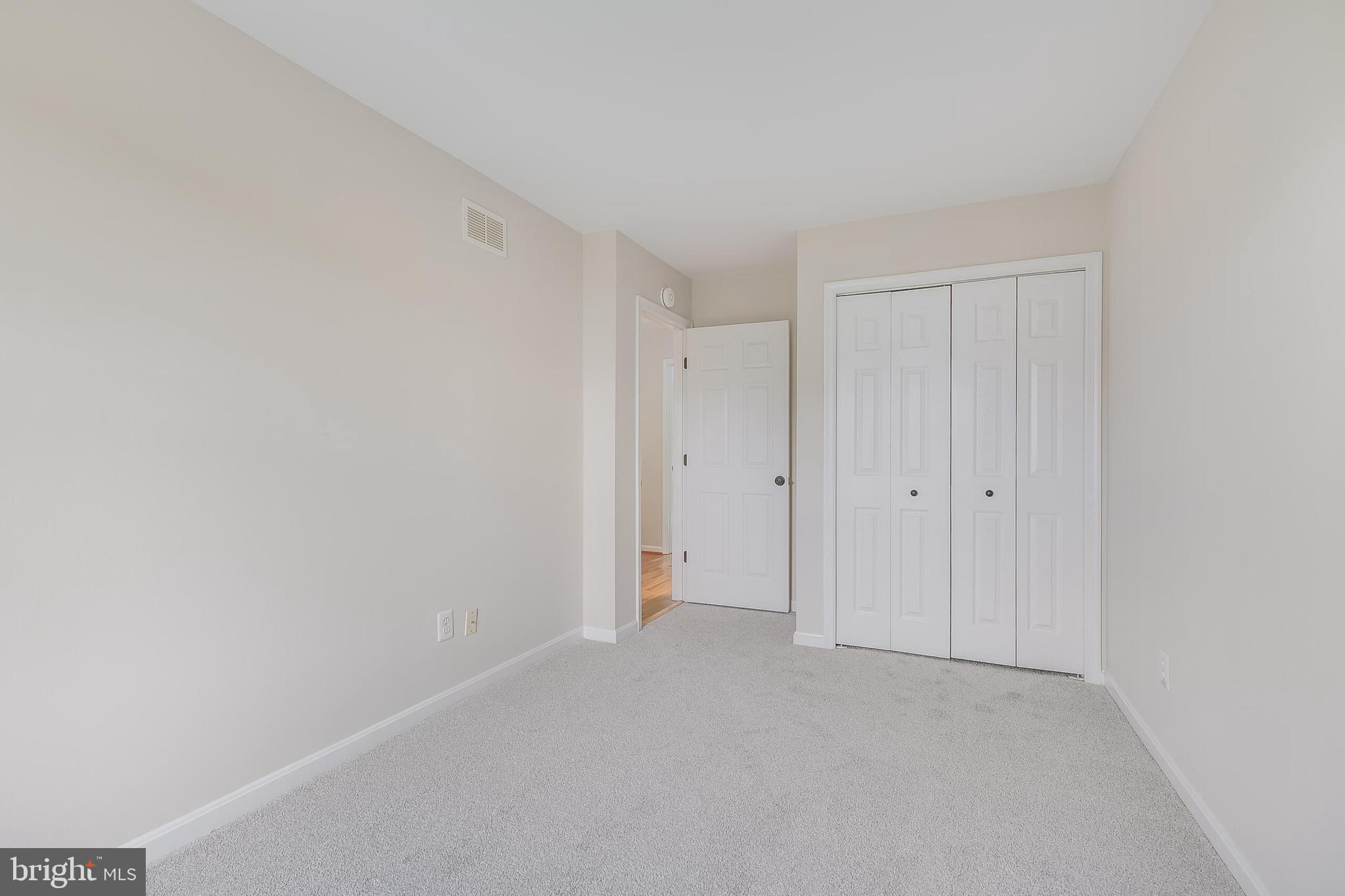 21028 Coach House Sq