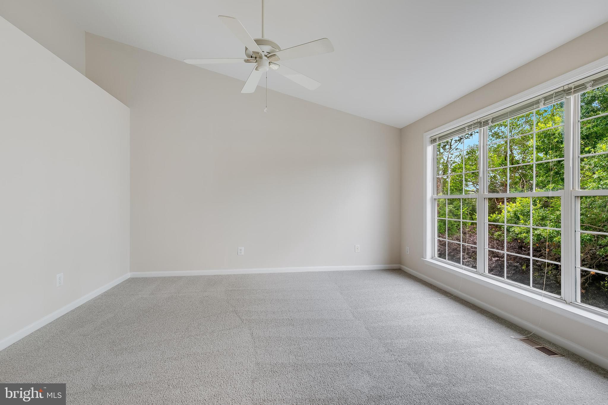 21028 Coach House Sq