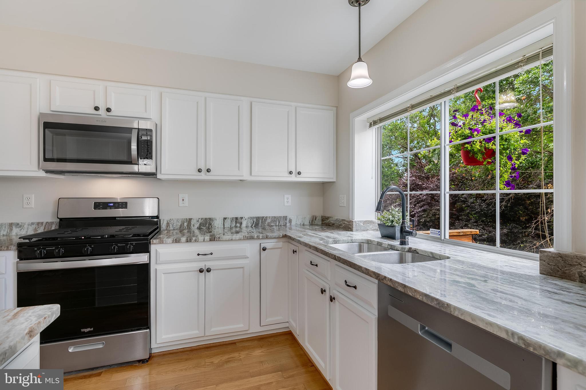 21028 Coach House Sq