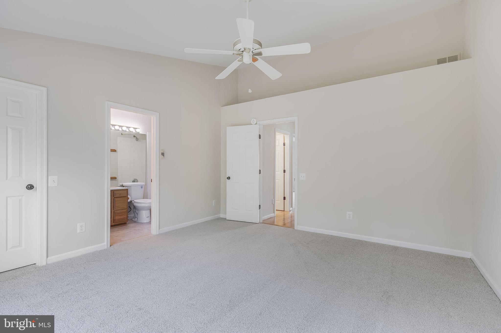 21028 Coach House Sq