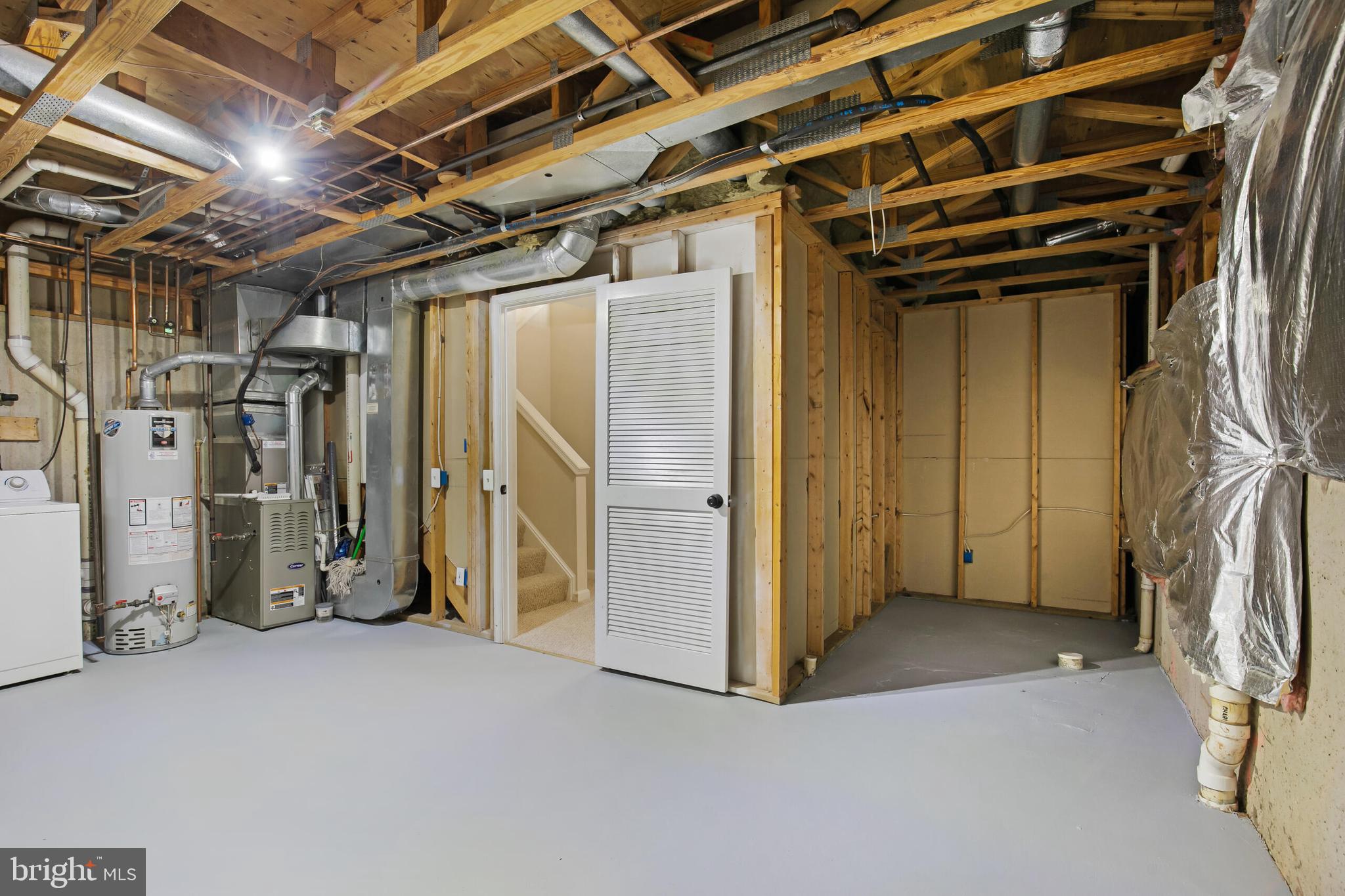 21028 Coach House Sq