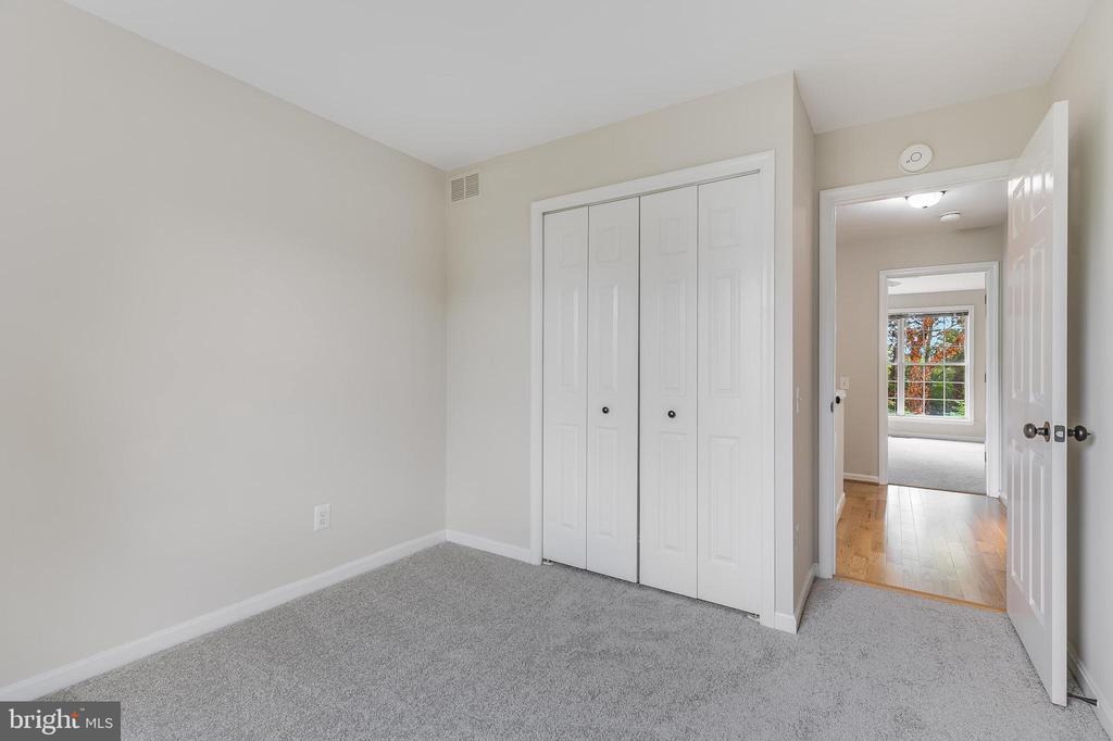 21028 Coach House Sq