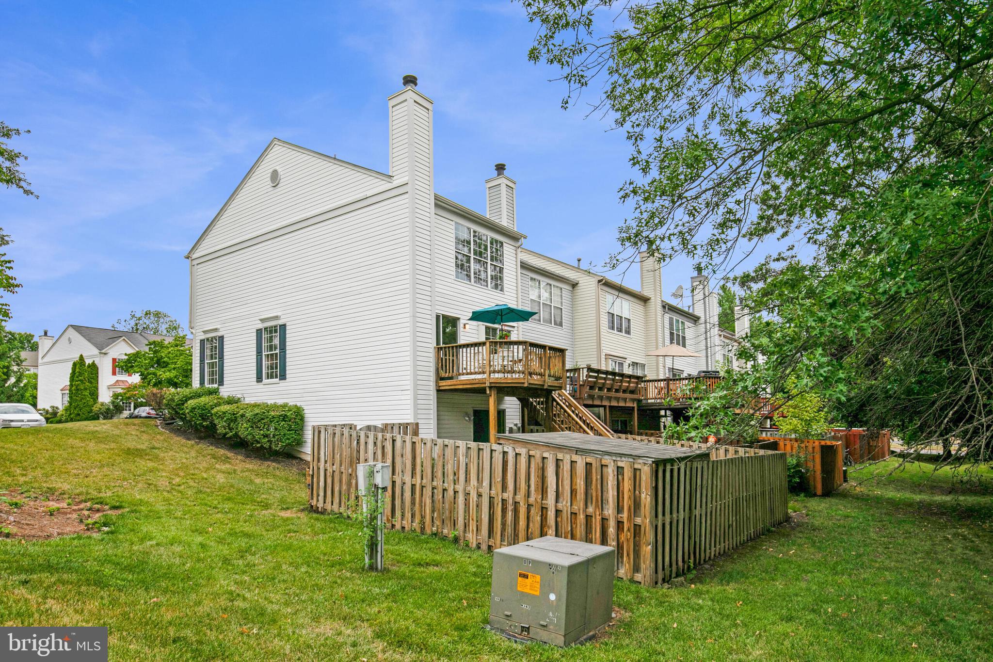 21028 Coach House Sq