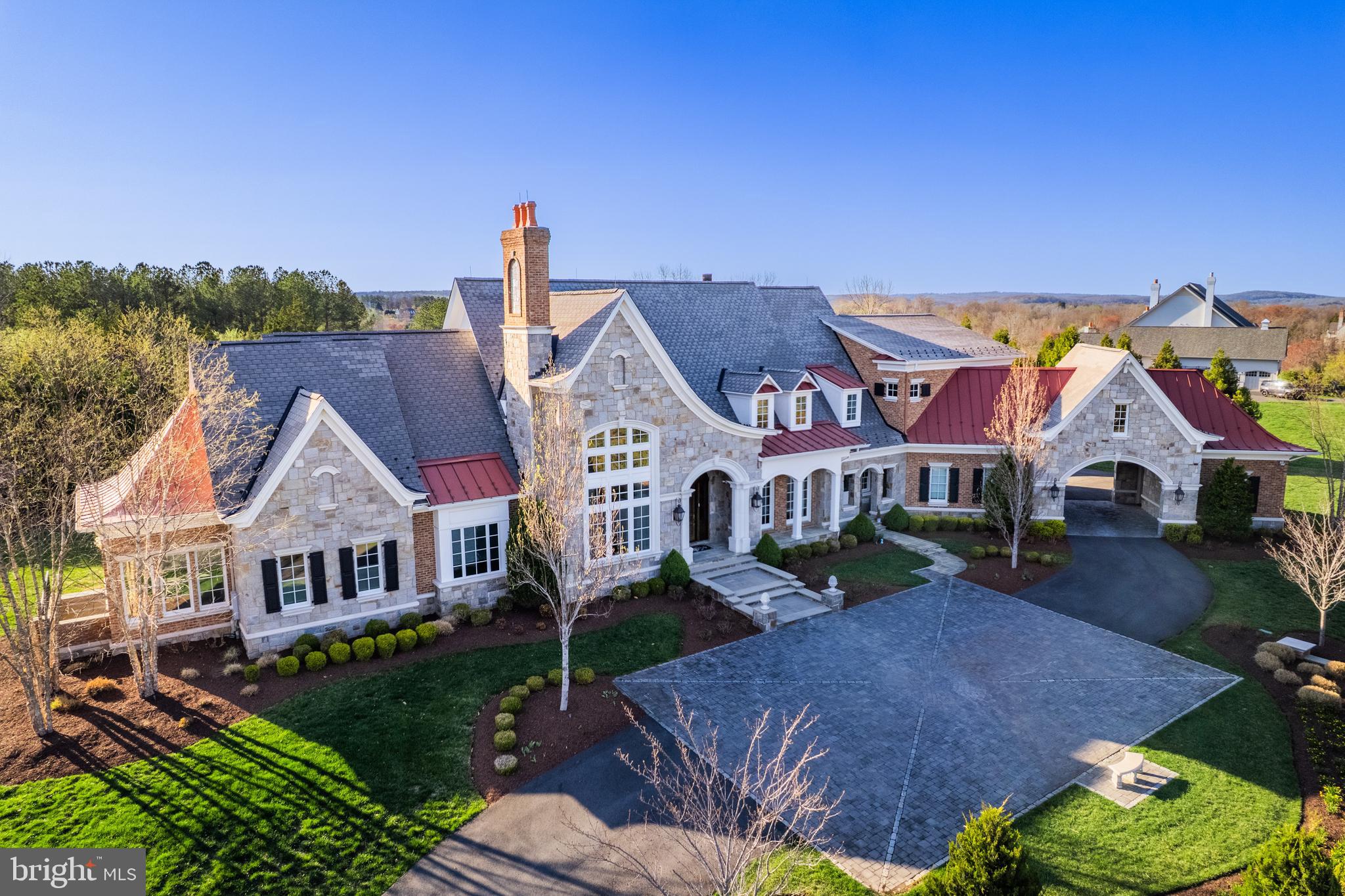 22577 Creighton Farms Dr