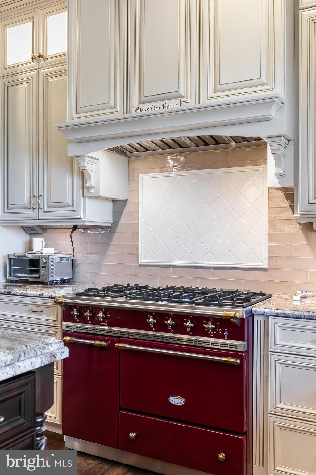 22577 Creighton Farms Dr