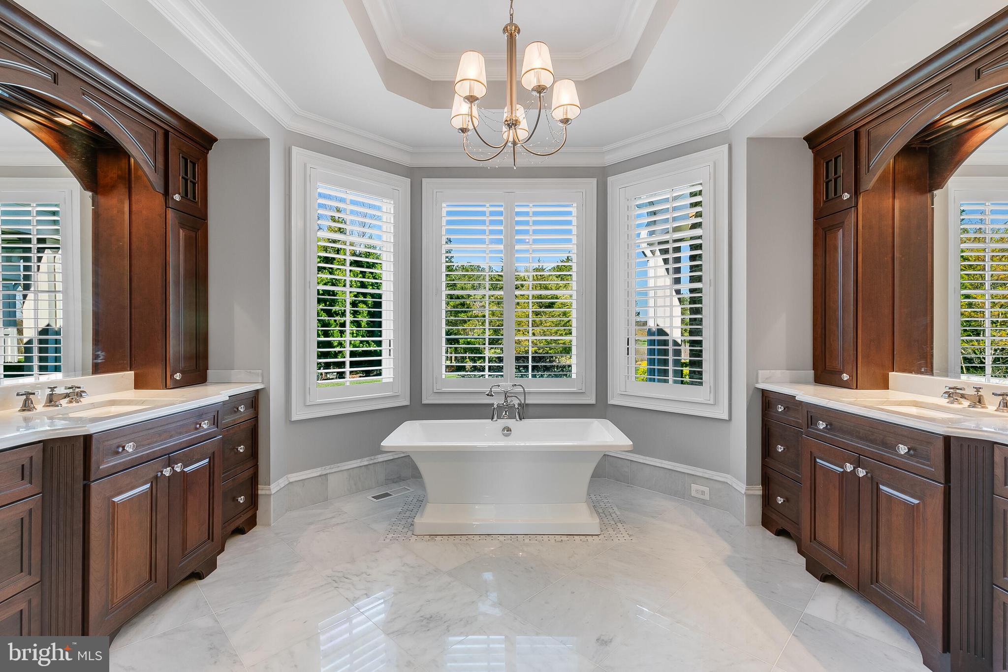 22577 Creighton Farms Dr