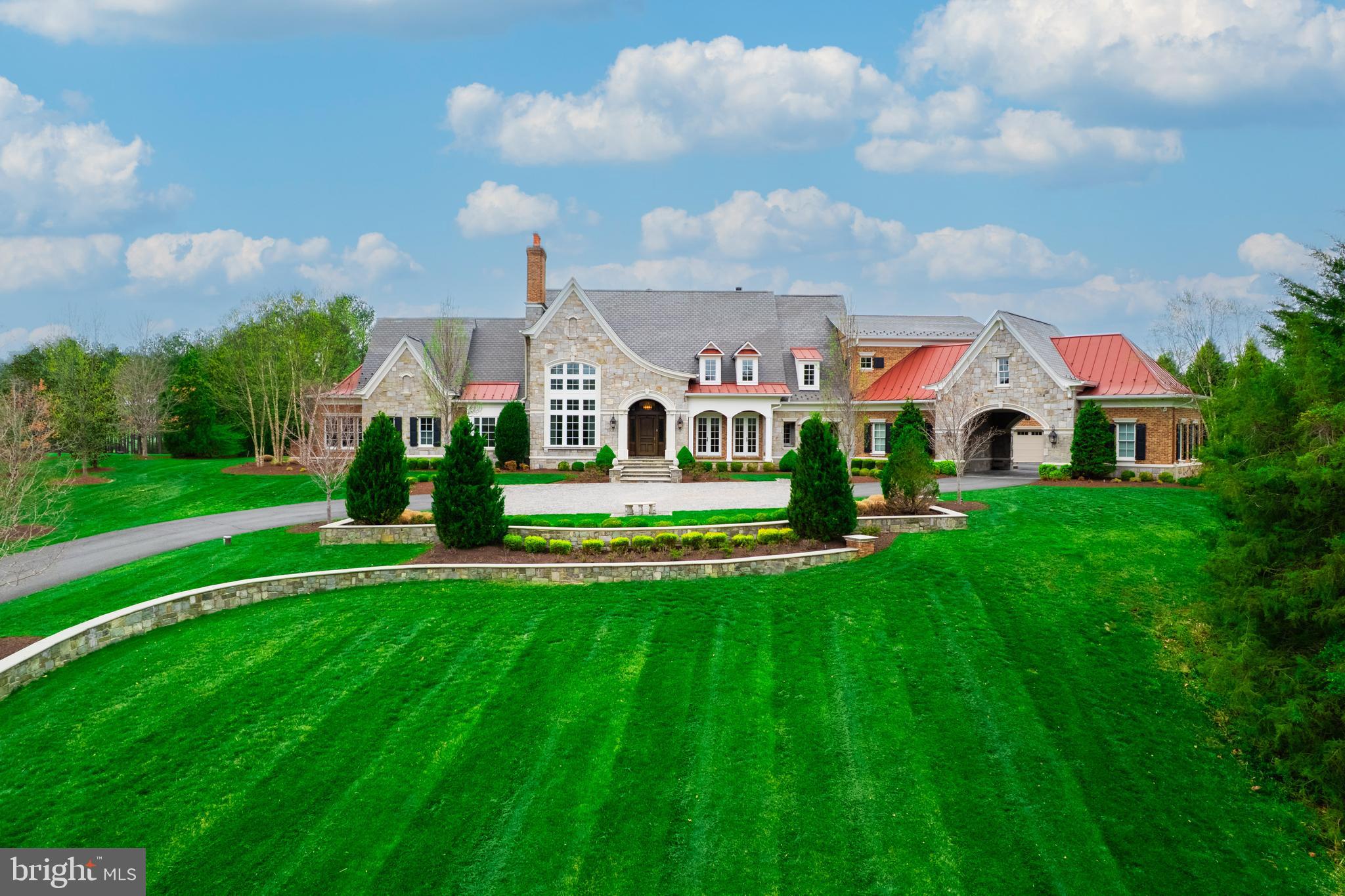 22577 Creighton Farms Dr