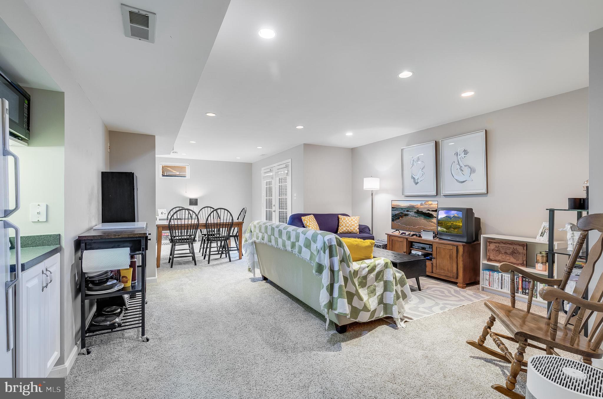 25900 Rickmansworth Ln