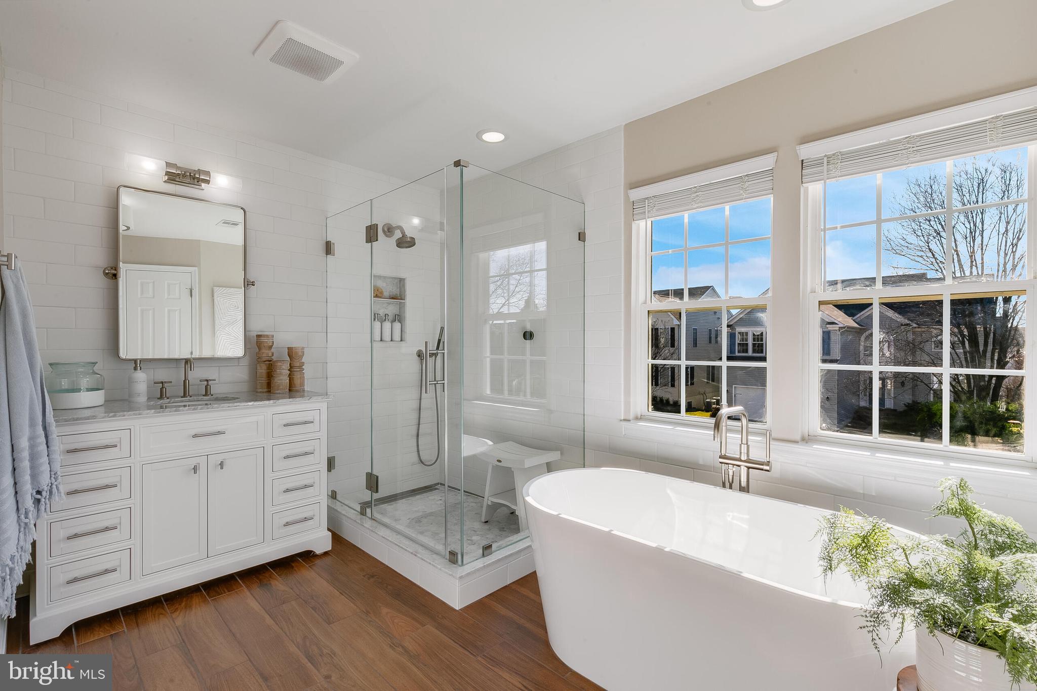 25900 Rickmansworth Ln