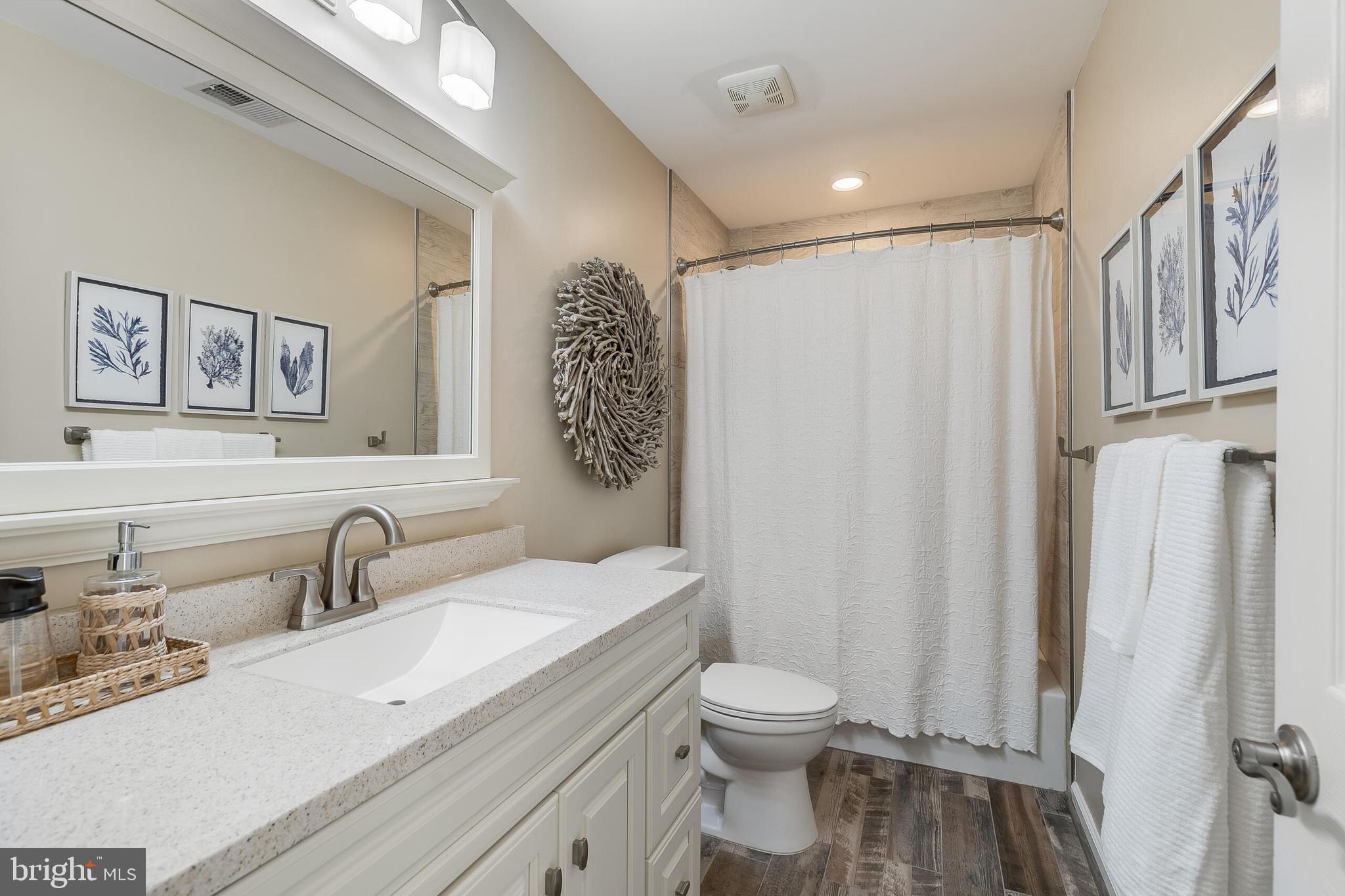 25900 Rickmansworth Ln