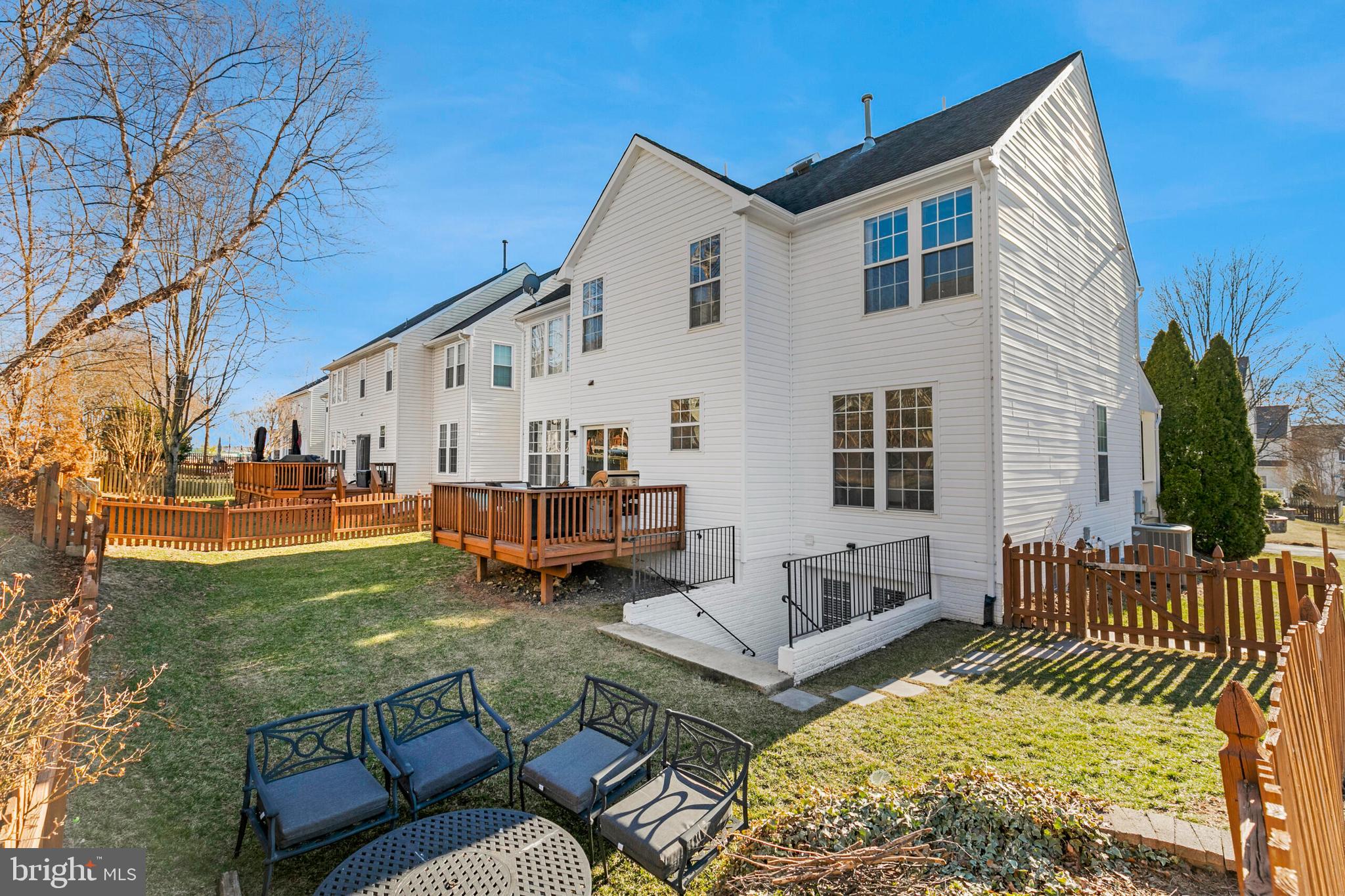 25900 Rickmansworth Ln