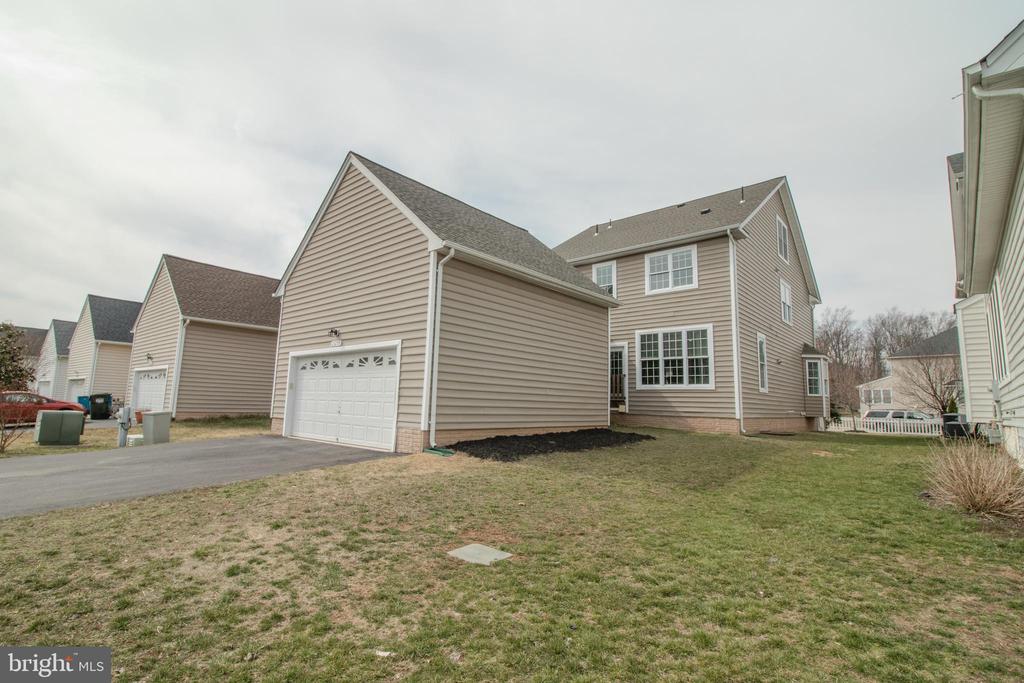 25257 Doolittle Ln
