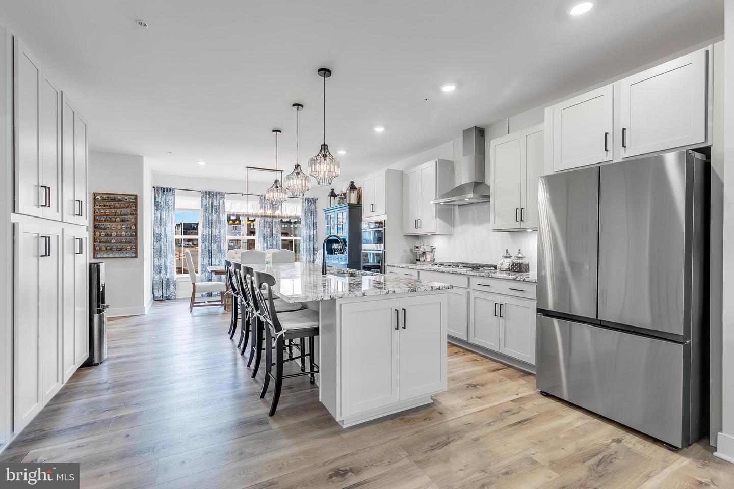 22796 Tawny Pine Sq