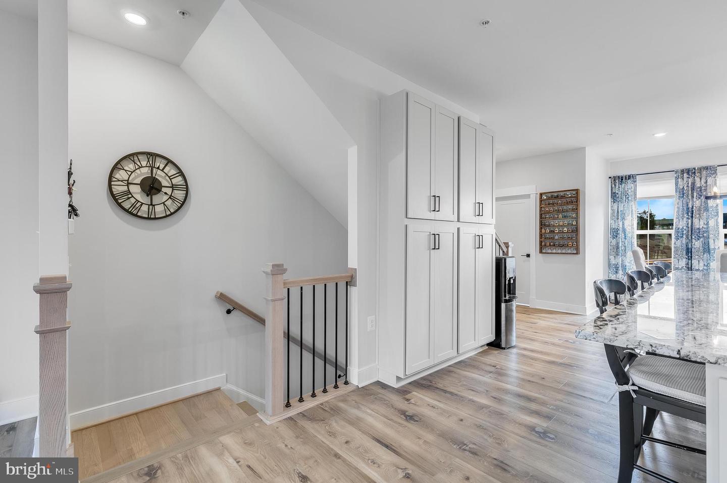 22796 Tawny Pine Sq