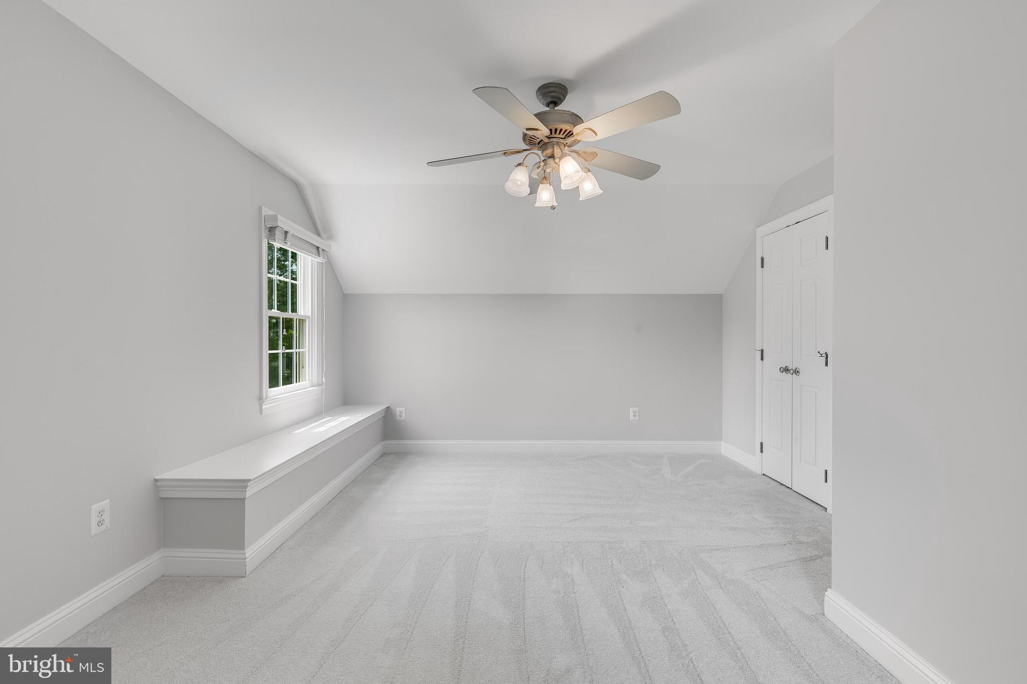 611 CATESBY COURT SW