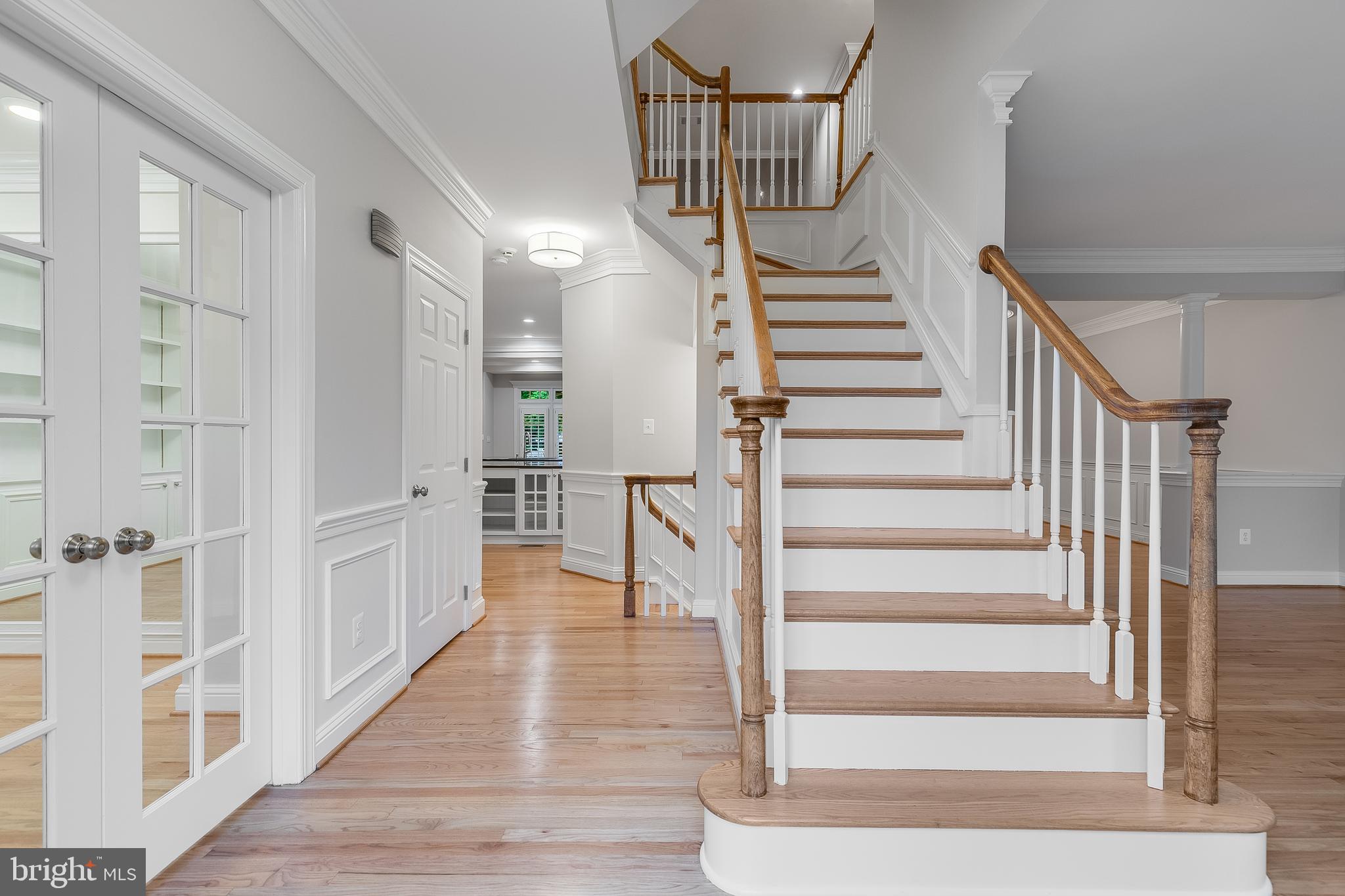 611 CATESBY COURT SW