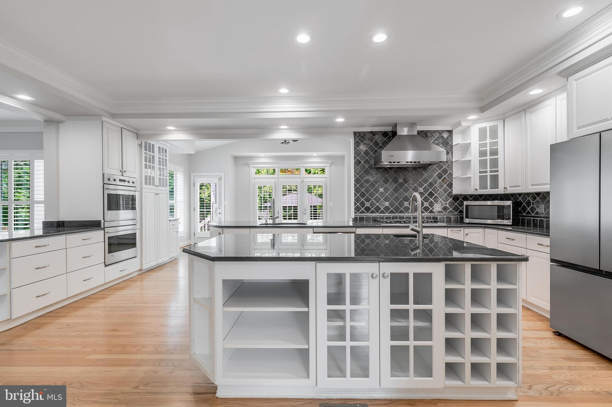 611 CATESBY COURT SW